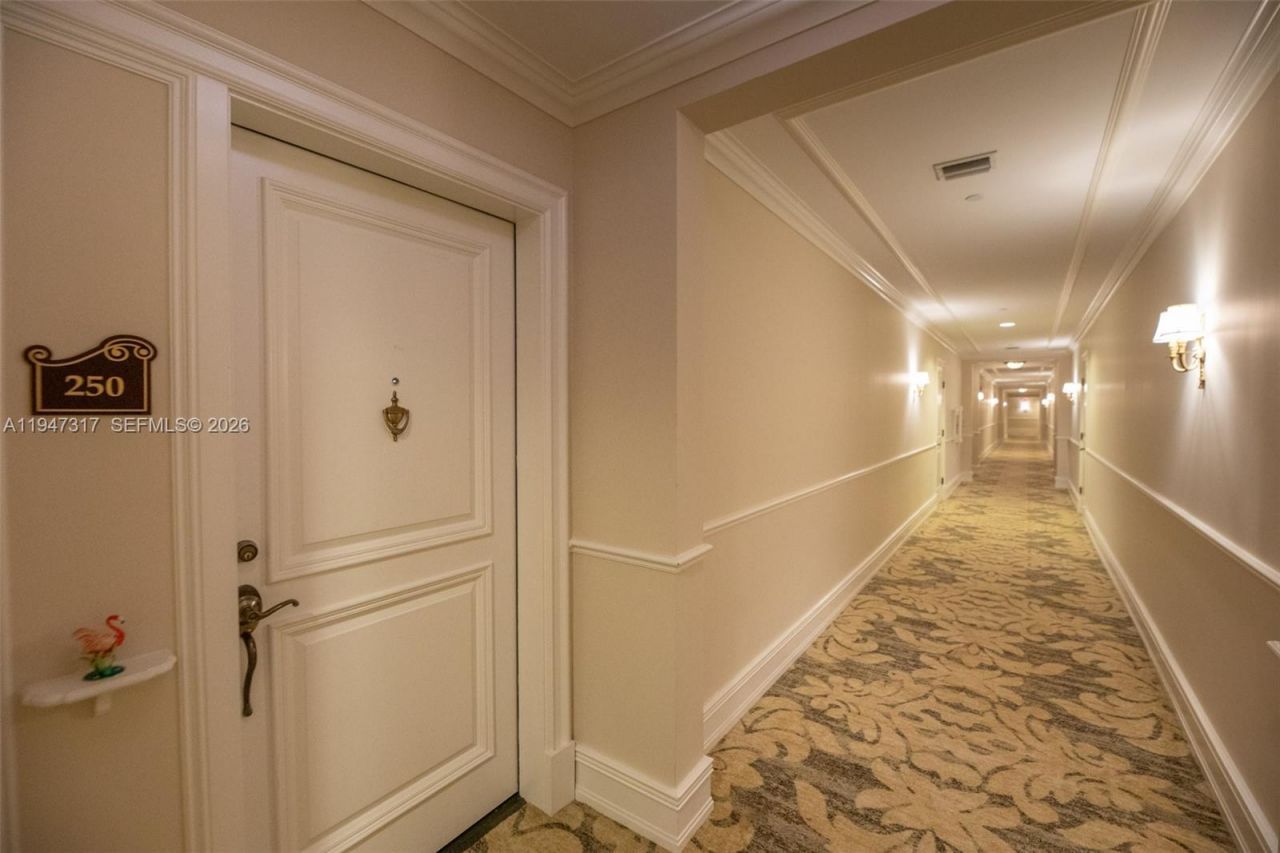 16101 Emerald Estates Dr, Unit 250, Weston, FL 33331 Photo