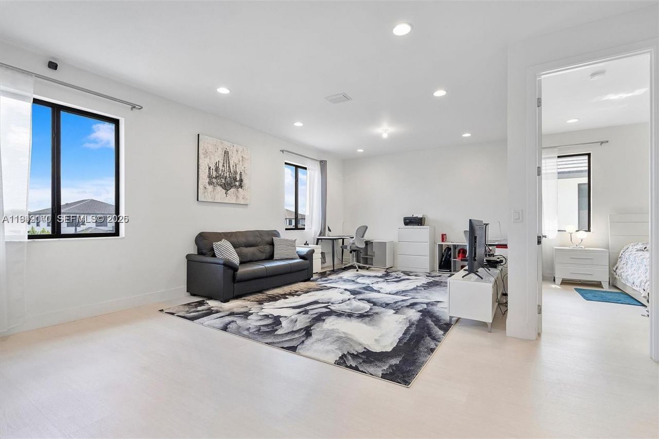 4406 SW 178th Ave, Miramar, FL 33029 Photo