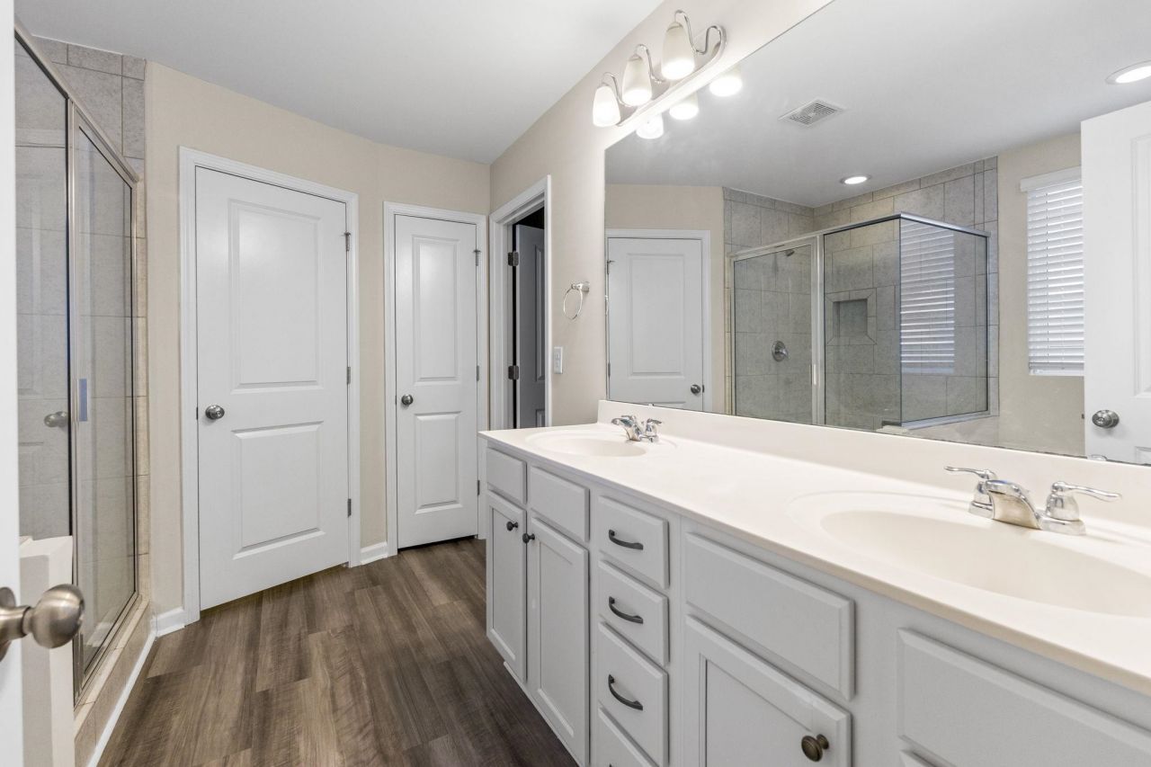 3725 Park Pointe Ave. Photo 20