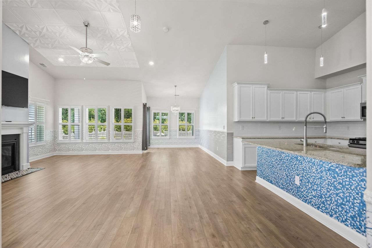 1132 Harbison Circle Photo 11