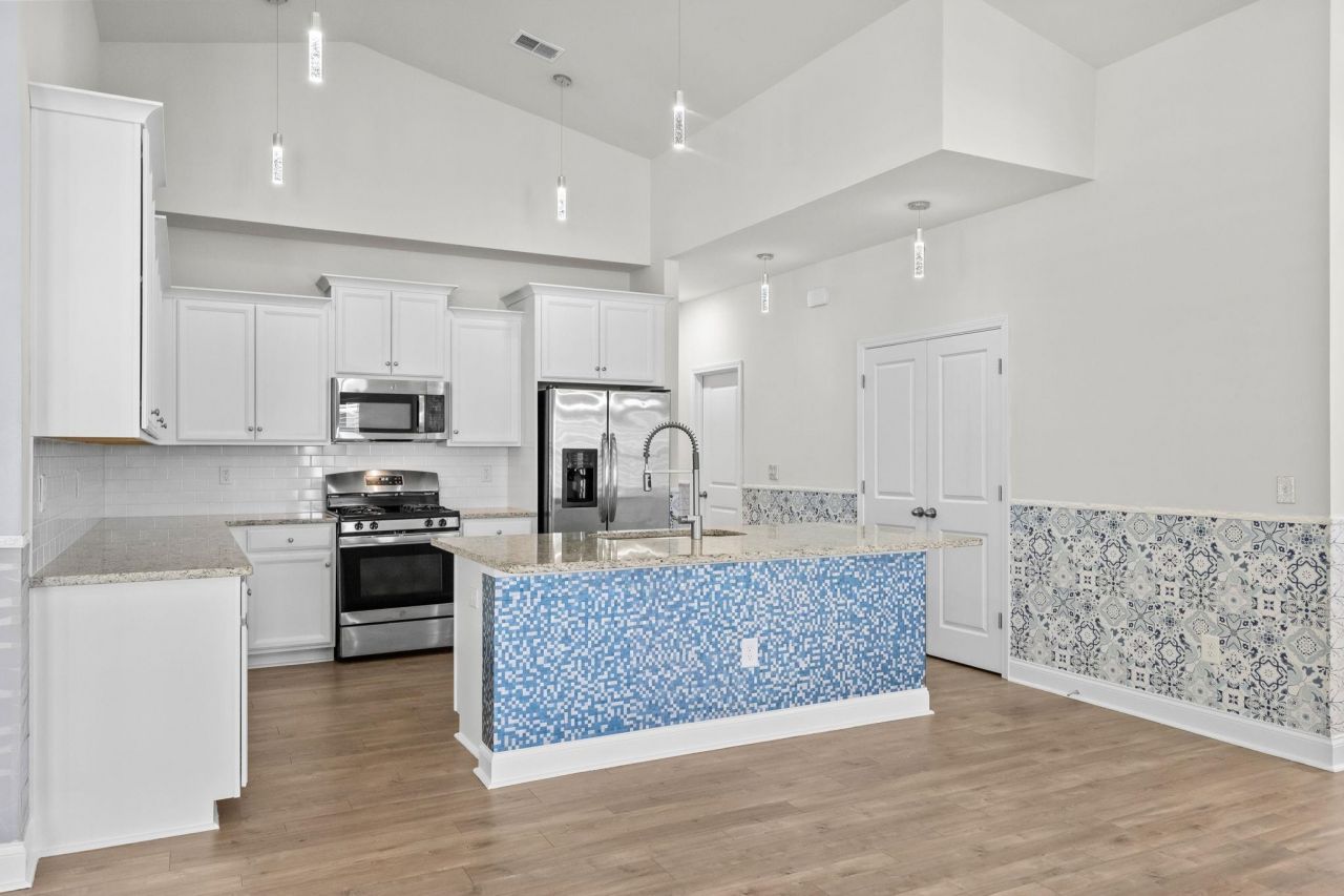 1132 Harbison Circle Photo 19