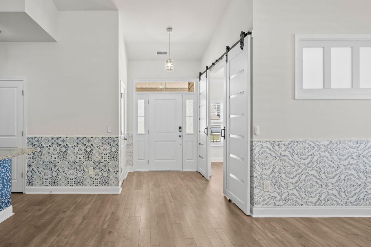 1132 Harbison Circle Photo 8