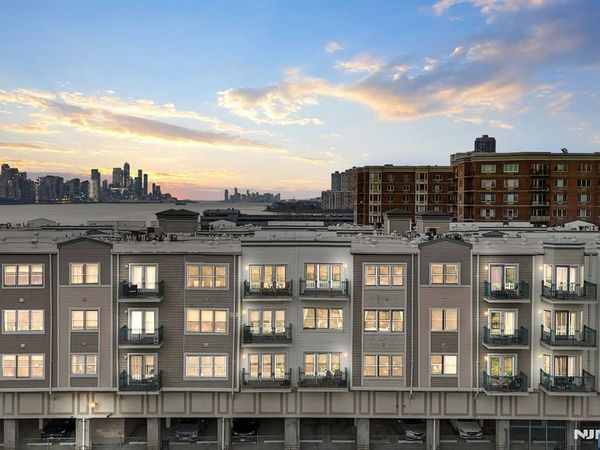 344 The Promenade 344, Unit 344, EDGEWATER, NJ 07020