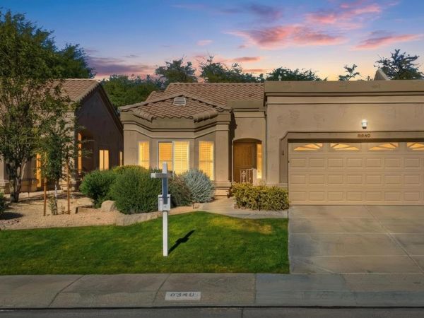 8340 W TARO Lane, Peoria, AZ 85382