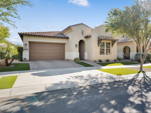 10609 E PALLADIUM Drive, Mesa, AZ 85212