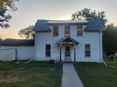 1810 ARGYLE Street, HAMBURG, IA 51640