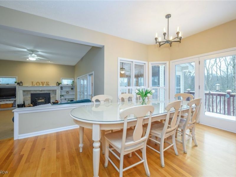 630 Woodhaven Drive, Cuyahoga Falls, OH 44223 Photo 11