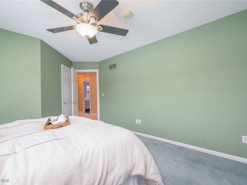 630 Woodhaven Drive, Cuyahoga Falls, OH 44223 Photo 23