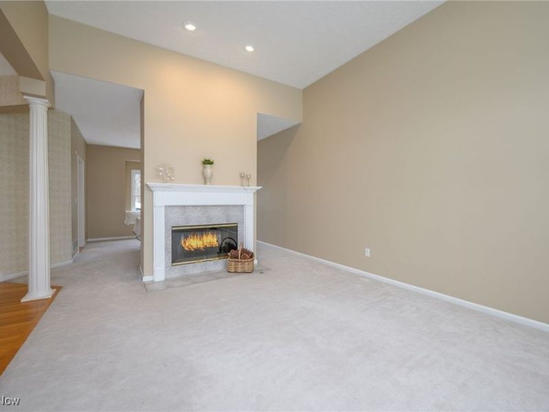 630 Woodhaven Drive, Cuyahoga Falls, OH 44223 Photo 5