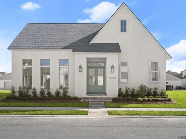 13733 Sweet Cherry Dr, Baton Rouge, LA 70810