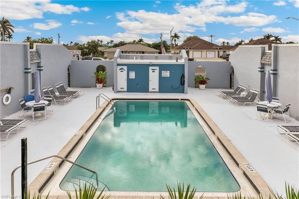 321 Cape Coral Pkwy W, Unit 102, Cape Coral, FL 33914 Photo