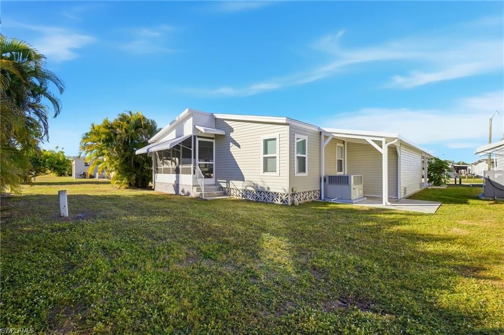 14736 Patrick Henry Rd, North Fort Myers, FL 33917 Photo