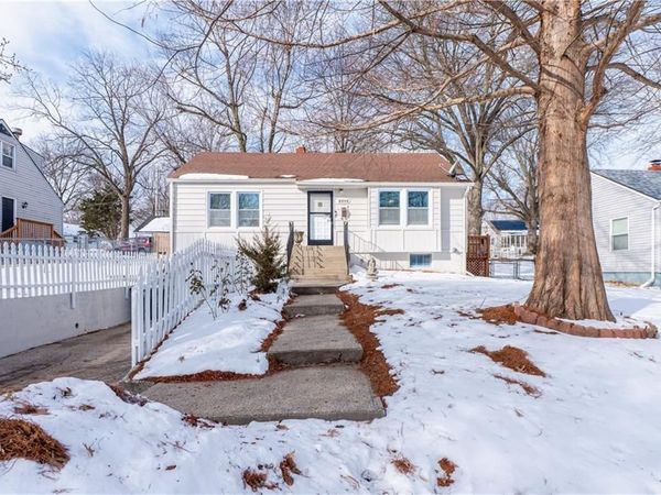 3310 S Maywood Avenue, Independence, MO 64052