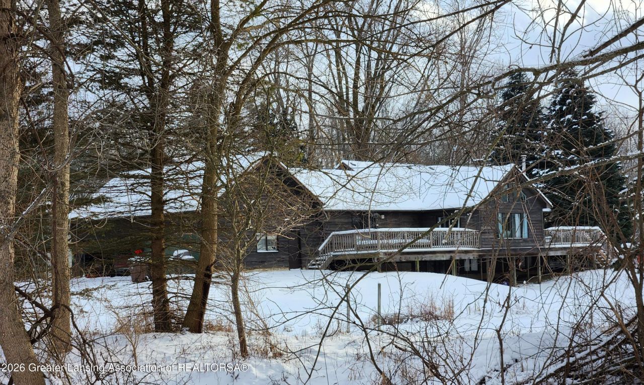 610 Barry Road, Haslett, MI 48840 Main Photo