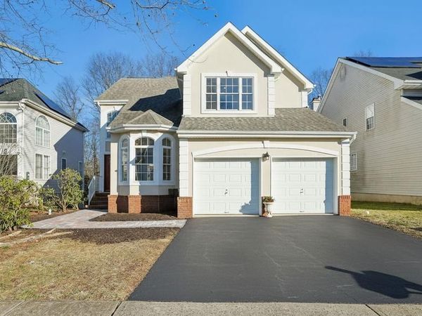 5 MCELROY LANE, BELLE MEAD, NJ 08502