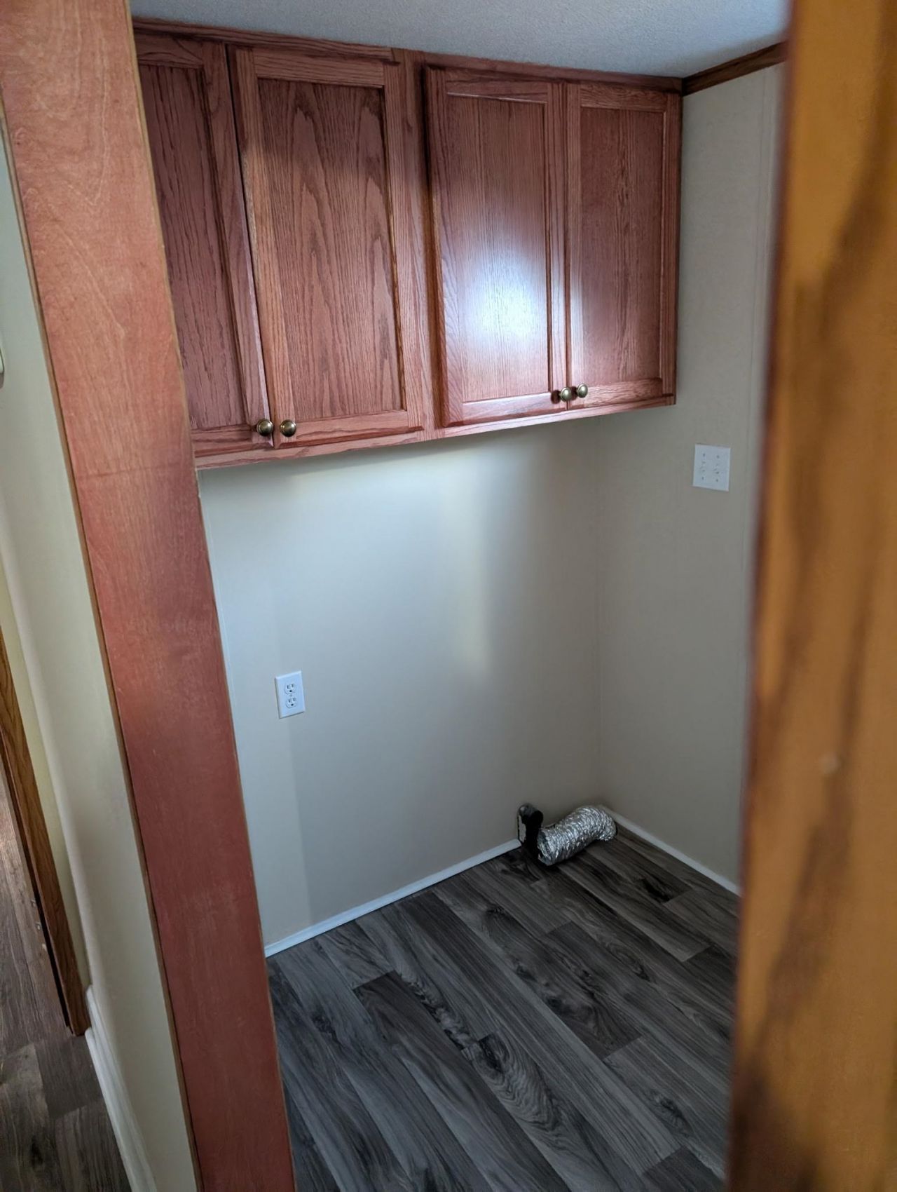 3019 Warf Dr Photo 7