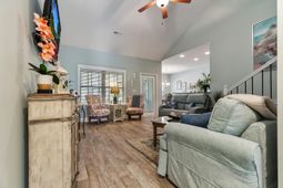 214 Clearwater Dr. photo 4