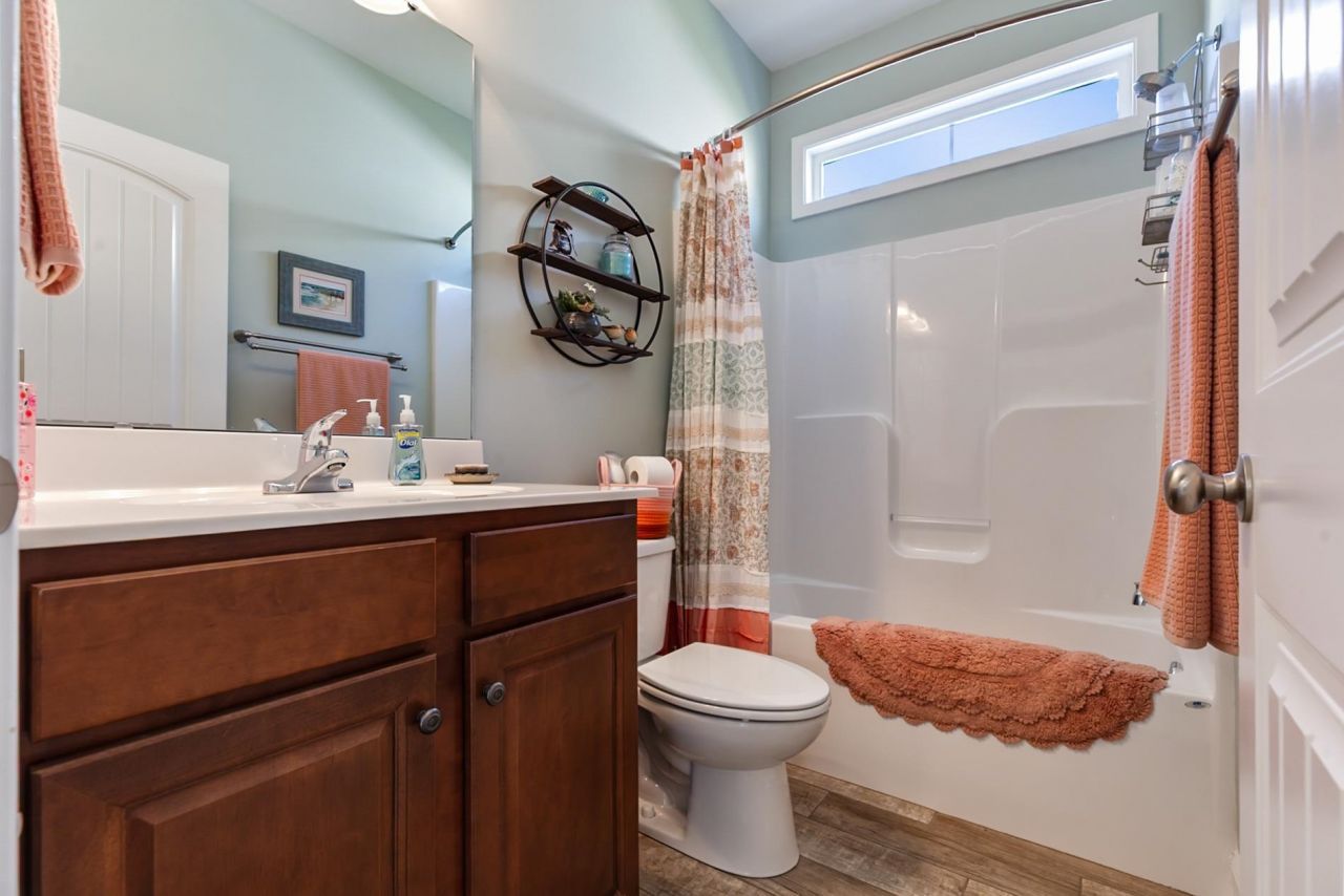 214 Clearwater Dr. Photo 31