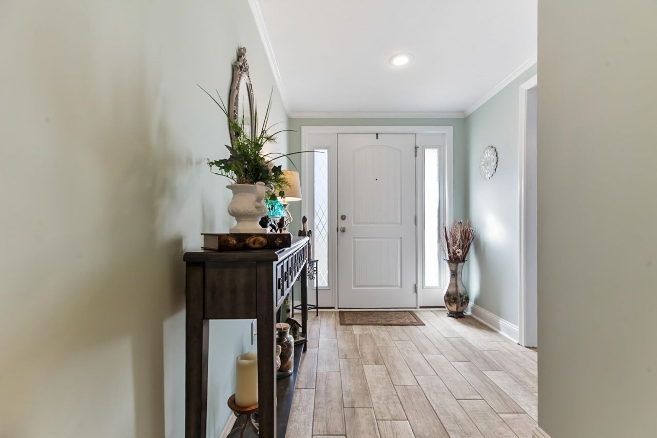 214 Clearwater Dr. Photo 7