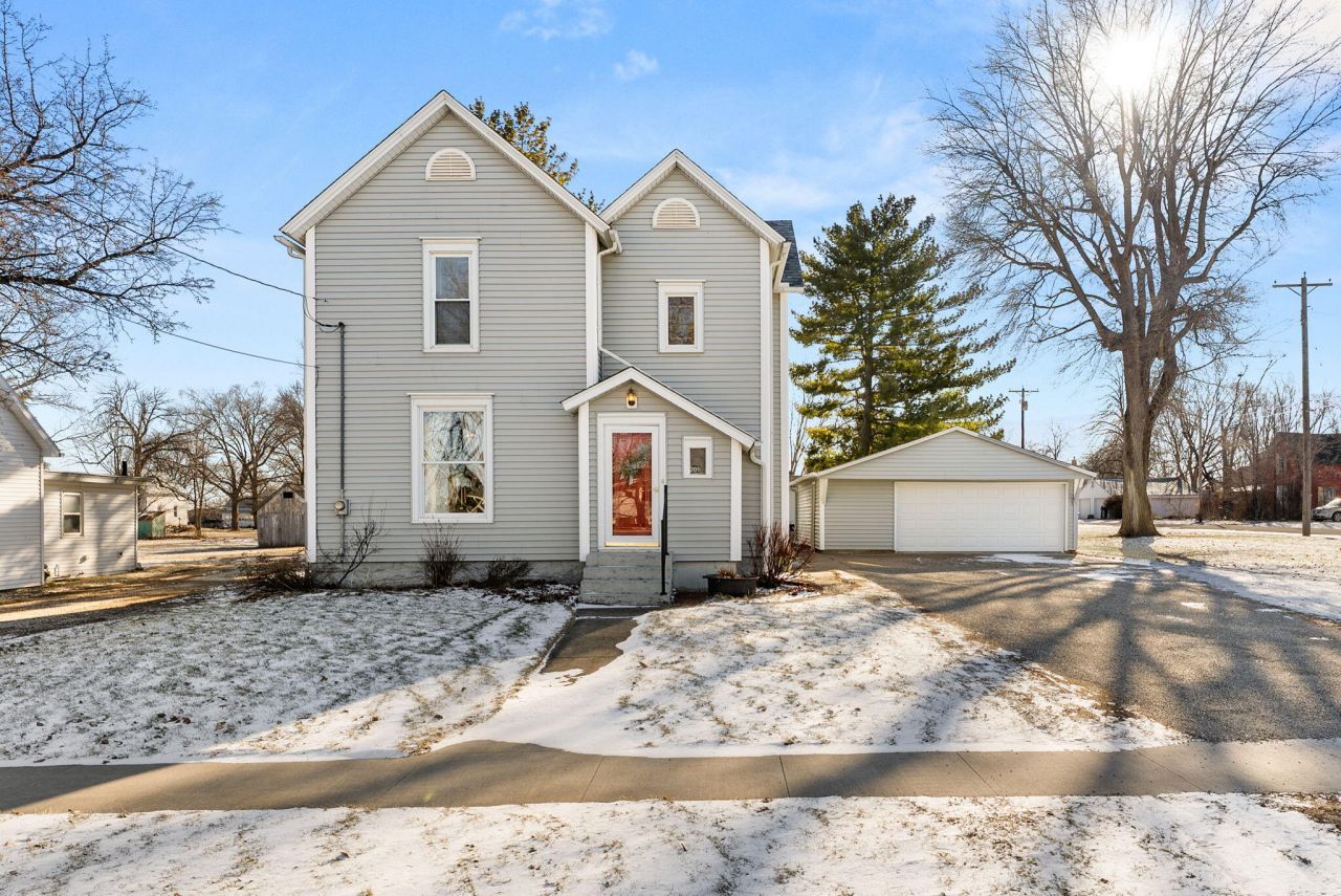 201 Division St, Morning Sun, IA 52640 Main Photo