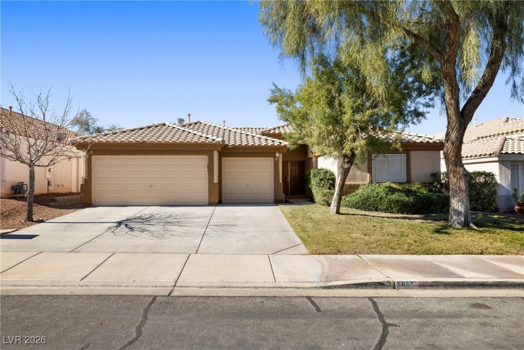 585 Preakness Stakes Street, Henderson, NV 89015 Main Photo