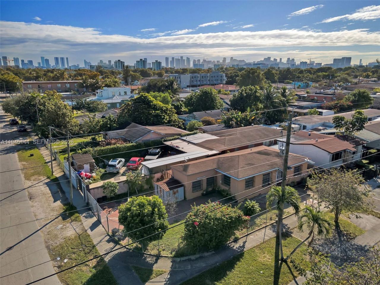 3235 NW 23rd Ave, Miami, FL 33142 Photo