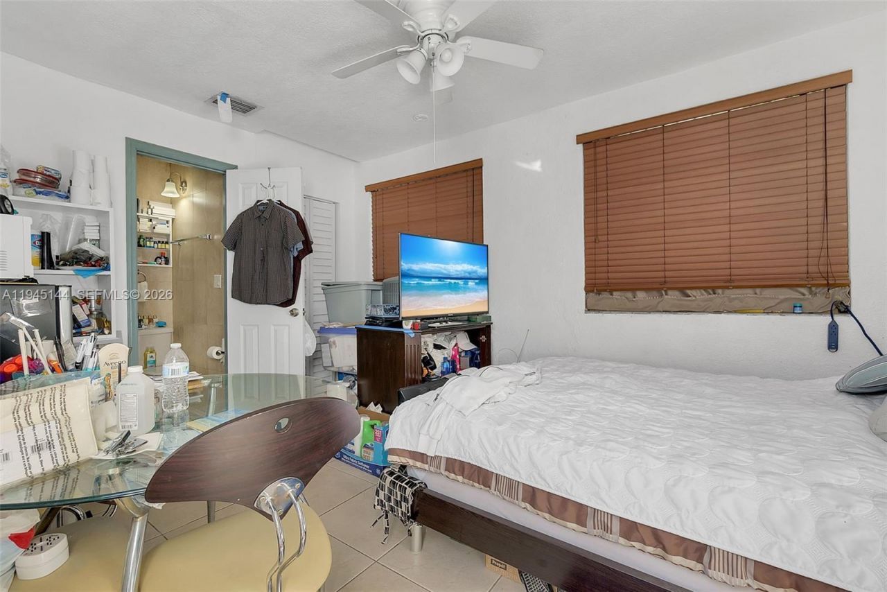 3235 NW 23rd Ave, Miami, FL 33142 Photo