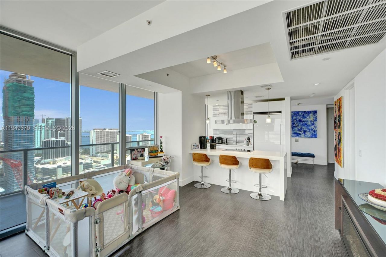 1100 Biscayne Blvd, Unit 3708, Miami, FL 33132 Photo