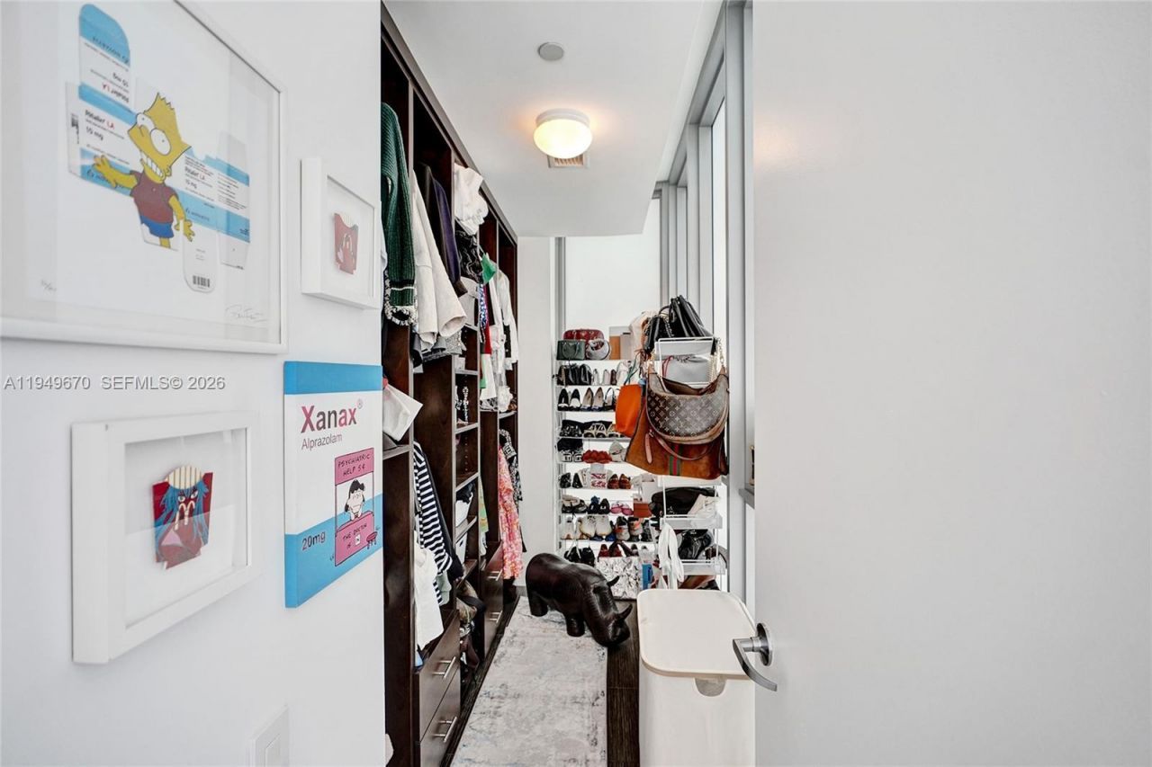 1100 Biscayne Blvd, Unit 3708, Miami, FL 33132 Photo