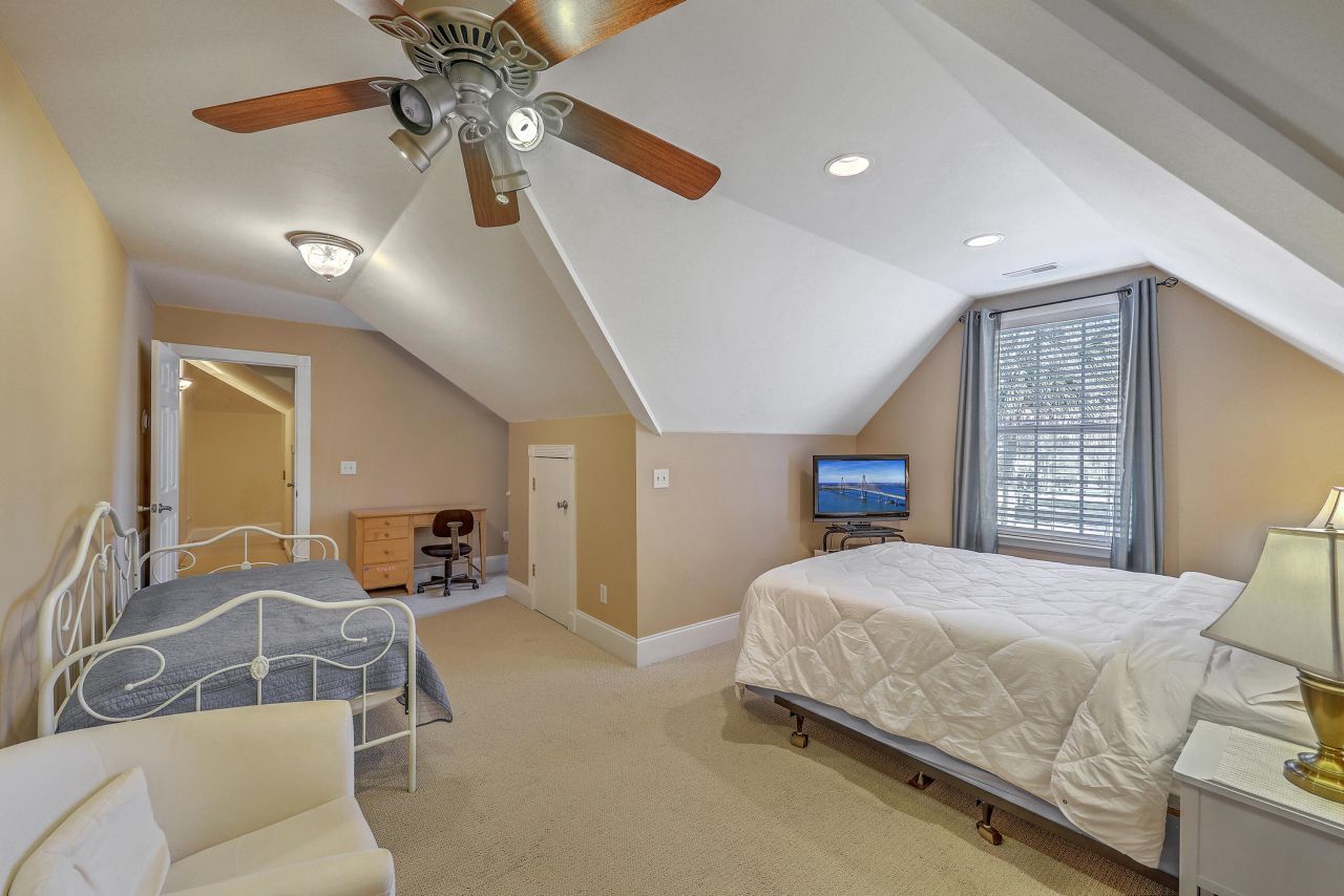 4428 Wild Thicket Lane Photo 41