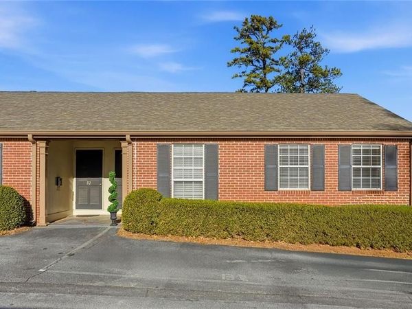 5375 Roswell Road, Unit B1, Sandy Springs, GA 30342