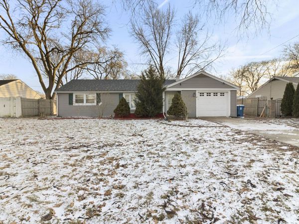 500 California Avenue, Aurora, IL 60506