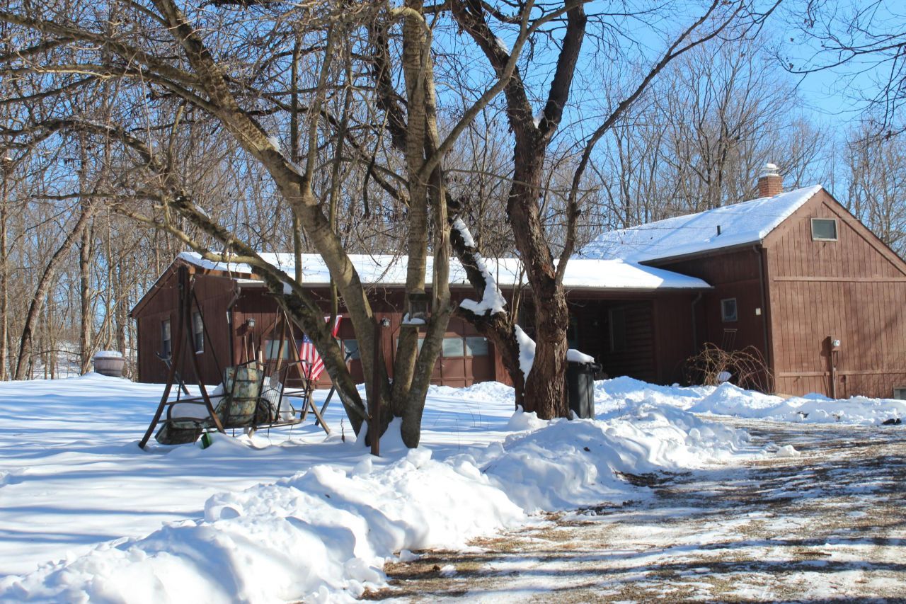 3860 Pert Hill Road, Hopewell, OH 43746 Main Photo