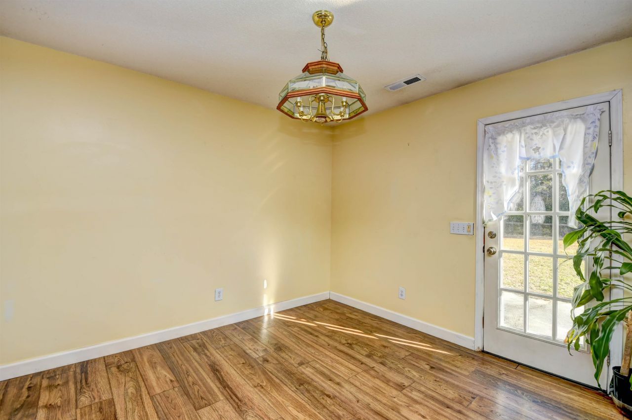 1705 Duke Rd. Photo 11