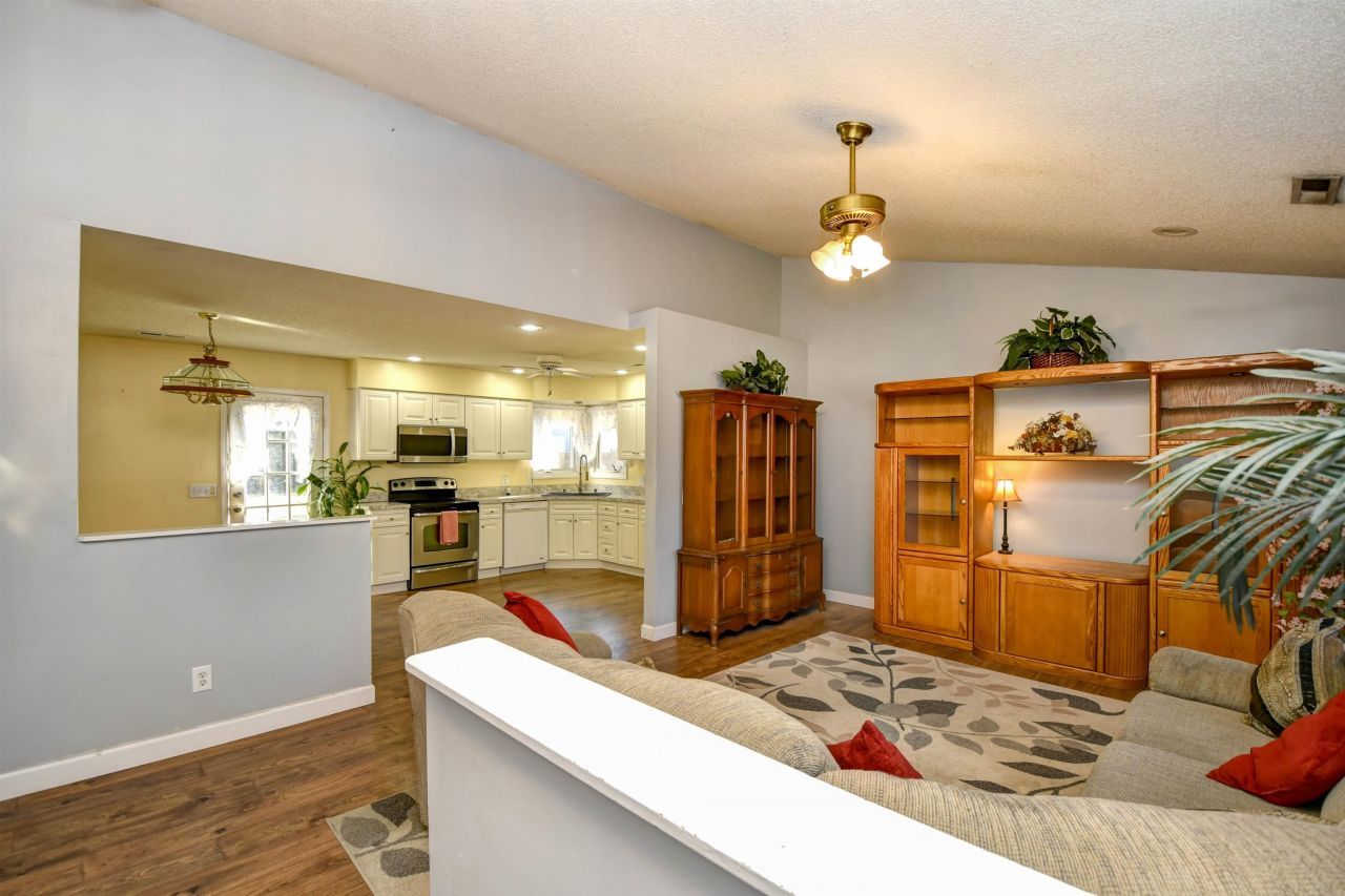 1705 Duke Rd. Photo 5