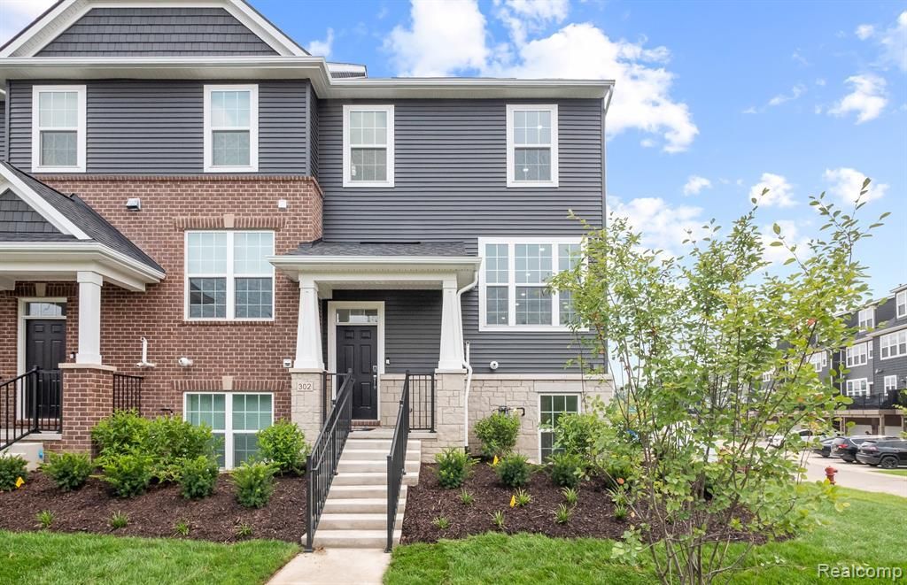 302 N Sydney Court, Plymouth, MI 48170 Main Photo