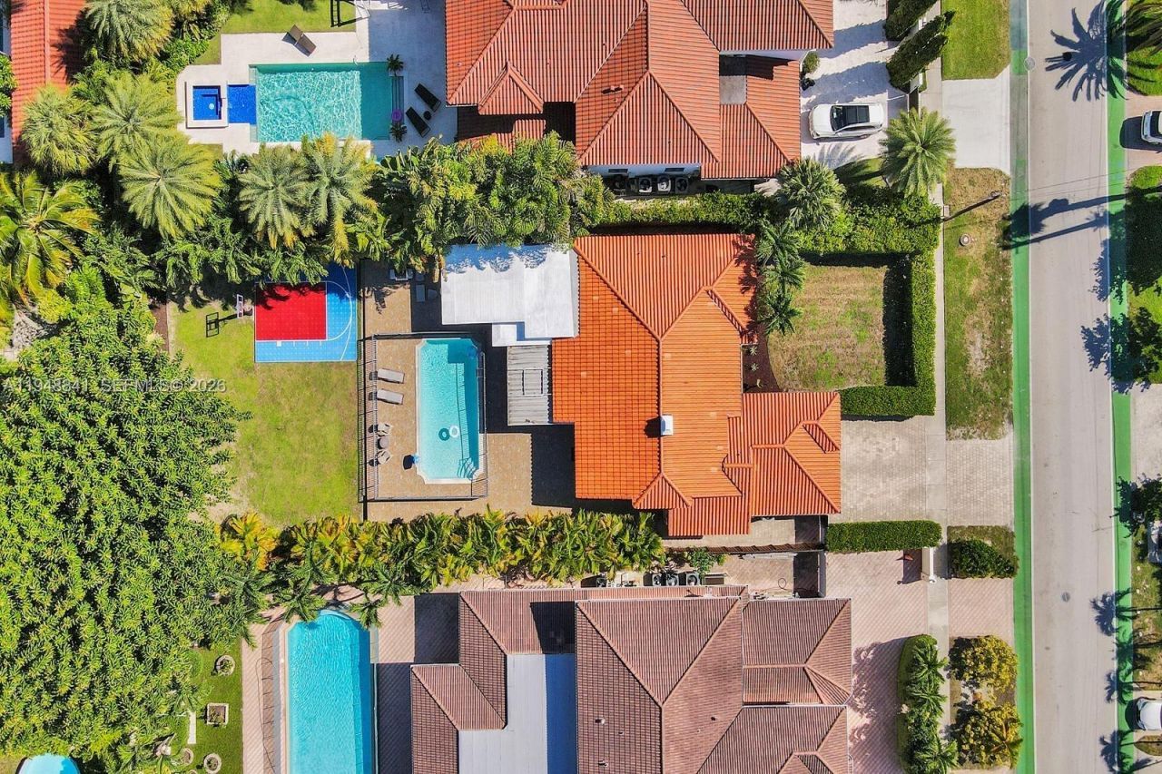 3757 Prairie Ave, Miami Beach, FL 33140 Photo