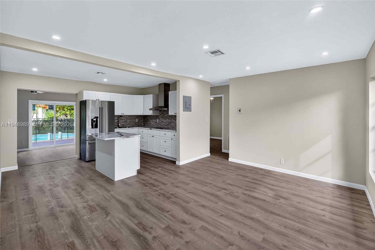 3071 SW 2nd Ct, Fort Lauderdale, FL 33312 Photo