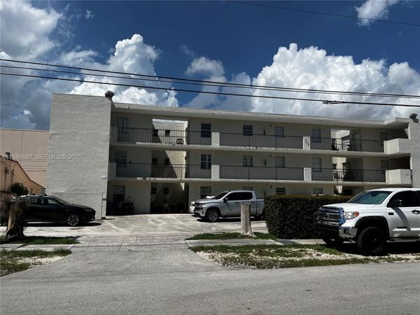 928 SW 30th Ave, Unit 11, Miami, FL 33135