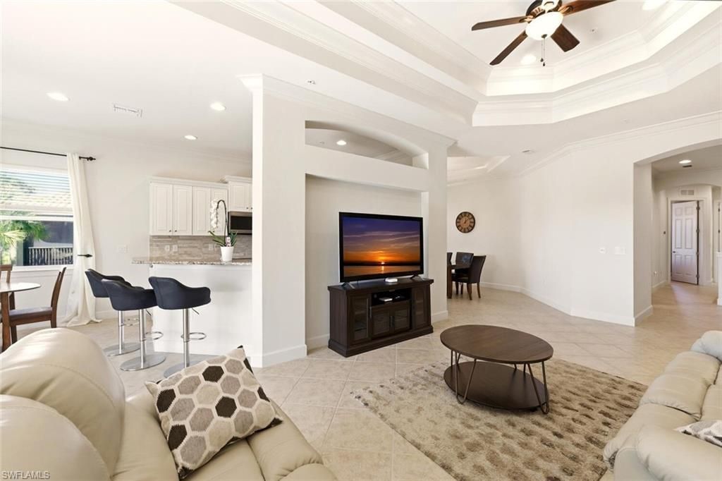 10351 Glastonbury Cir, Unit 202, Fort Myers, FL 33913 Photo