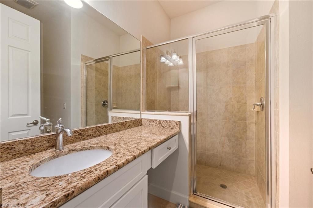 10351 Glastonbury Cir, Unit 202, Fort Myers, FL 33913 Photo