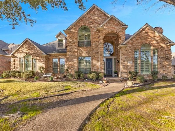 2909 Chalfont Lane, Plano, TX 75023