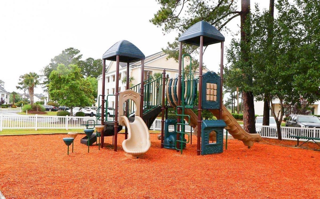 4990 Windsor Green Way Photo 17