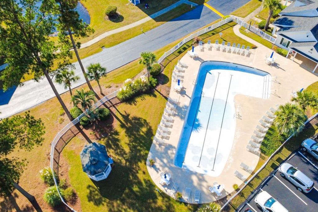 4990 Windsor Green Way Photo 18