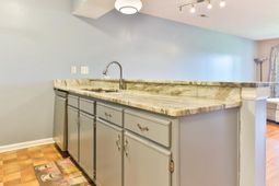 4990 Windsor Green Way photo 4