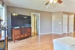 4990 Windsor Green Way photo 4