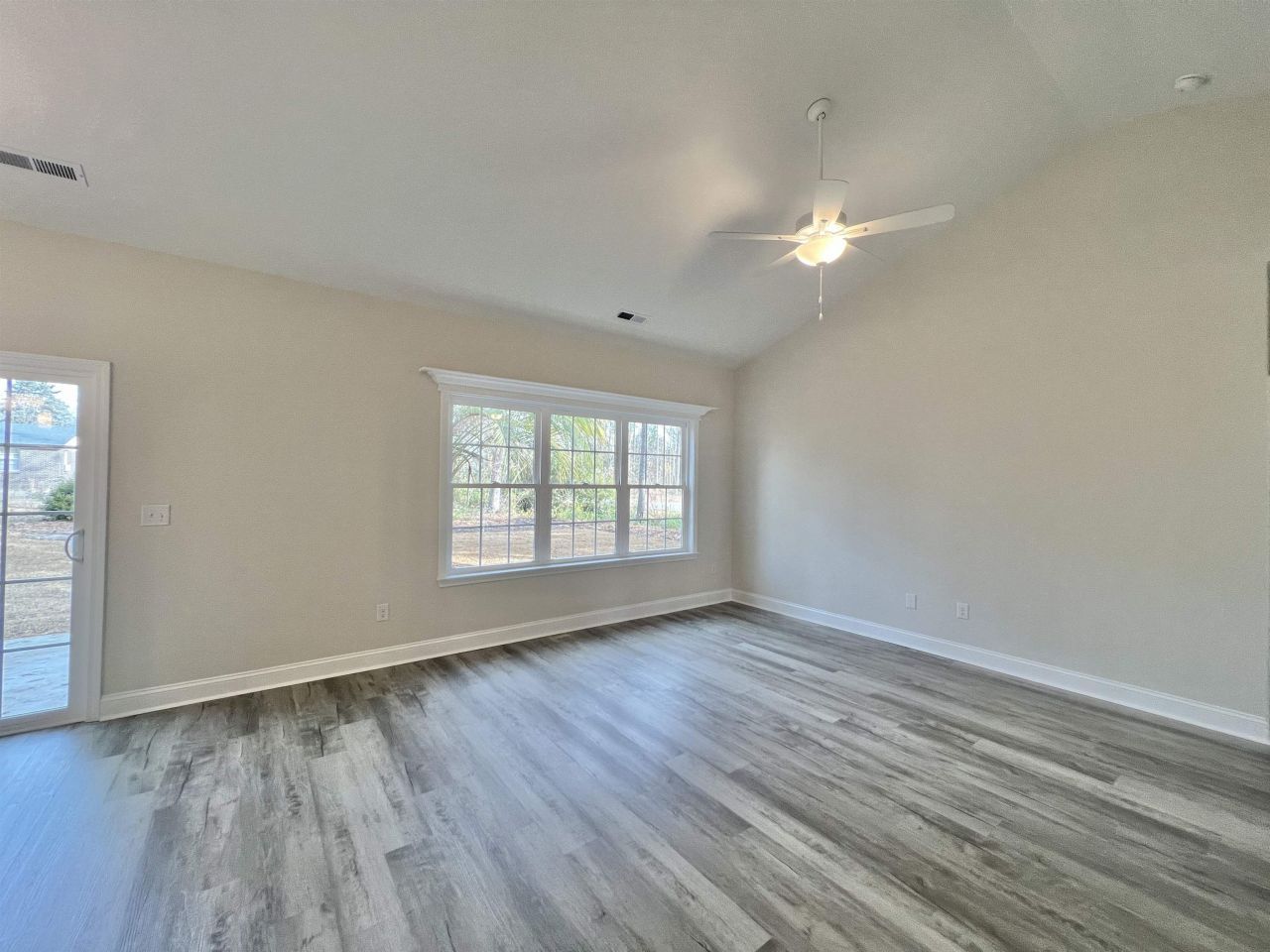 3637 Church St. Photo 5