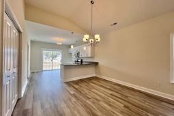 1211 Cherry St. photo 4