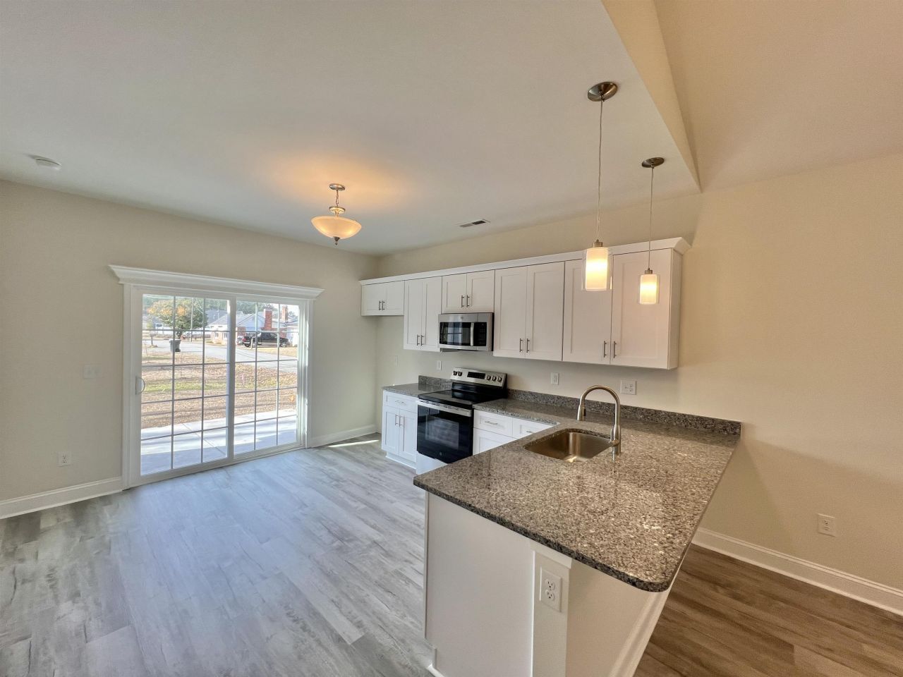 1211 Cherry St. Photo 5