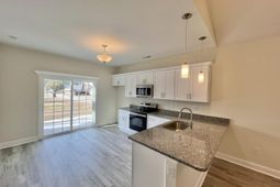 1211 Cherry St. photo 4